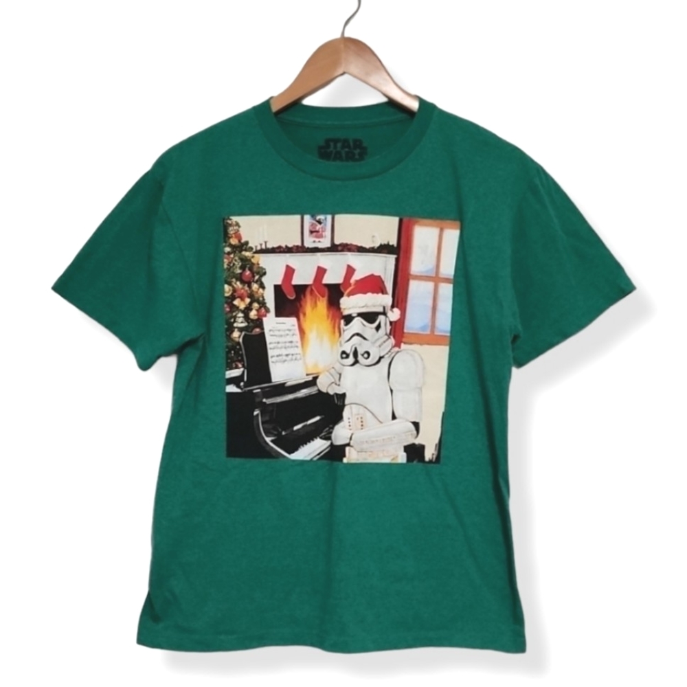 STAR WARS Storm Trooper Christmas Graphic Tee L 12 Boys Girls Kids Santa Hat - Picture 2 of 10